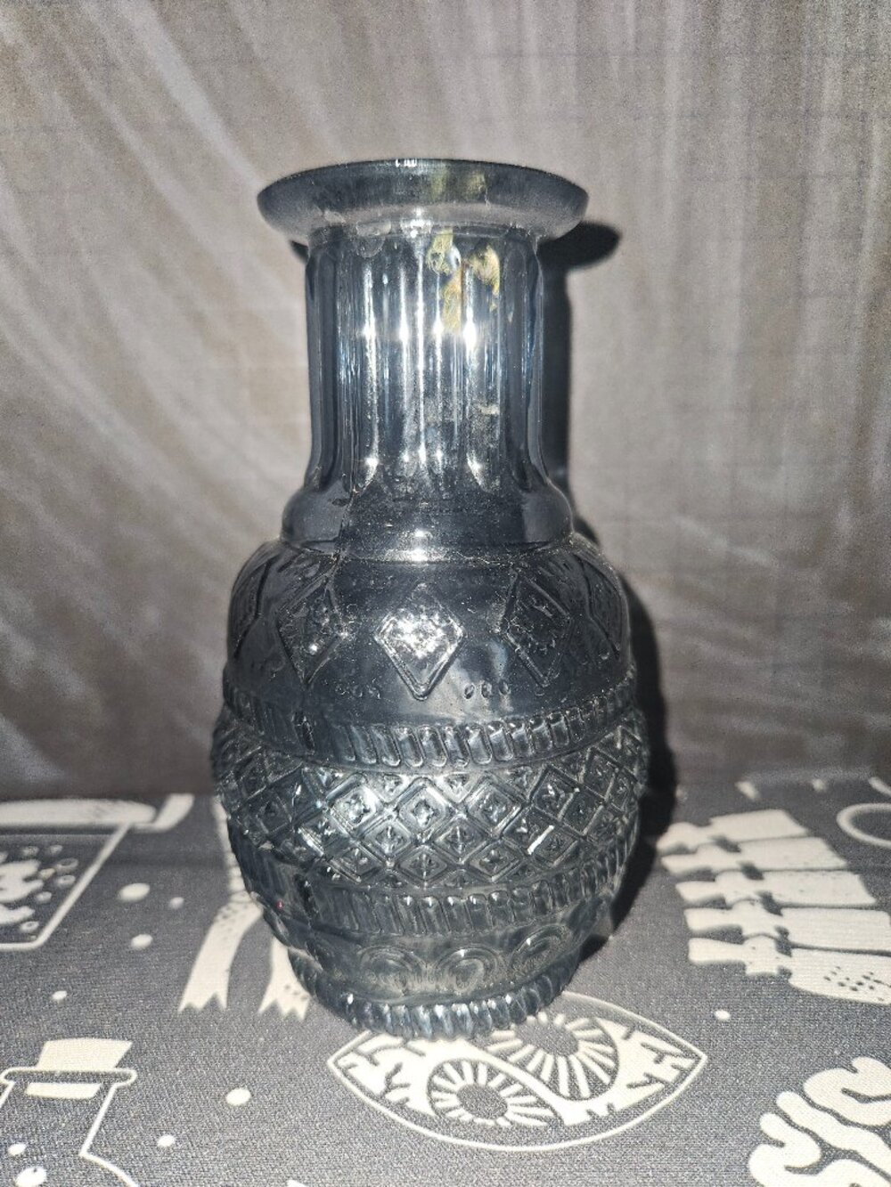 Small Vase - Picture 1 of 5